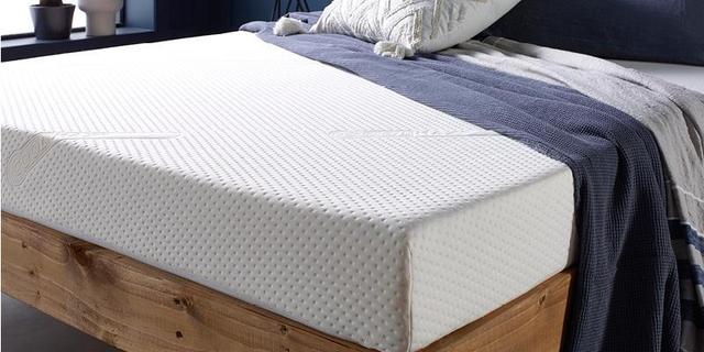 Coolmax Superior mattress image on Mattress Zone UK