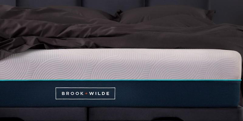 Brook and Wilde Elite mattress image on Mattress Zone UK